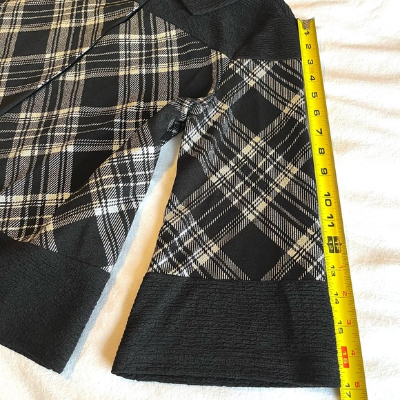Joseph Ribkoff B&W Plaid Shacket Holiday Festive Size 6 Classic Lagenlook Casual - Picture 7 of 11